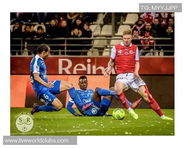 兰斯与朗斯历史交锋比分回顾及战绩分析