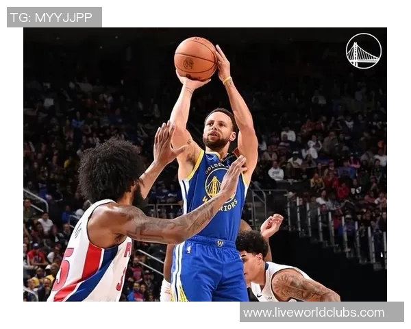 新秀与年轻球员的崛起如何改变篮球赛场的格局与未来发展